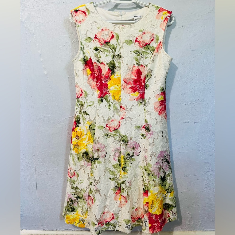Studio One lace flower formal dress (size 6)
